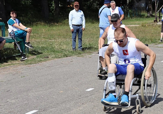 В Кохме прошел «Биатлон на колясках»