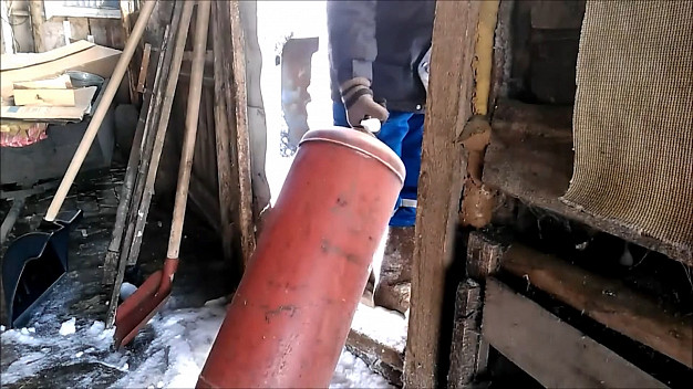  В поселок Иваньковский привезли газовые баллоны 
