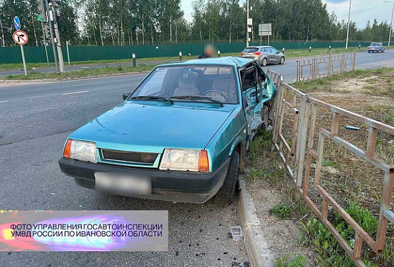  В Иванове водитель иномарки не уступила дорогу пенсионеру на «ВАЗе» 