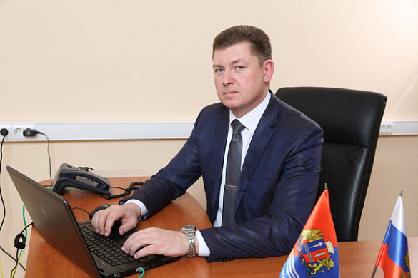 Бывшего зама начальника департамента развития информационного общества подозревают в присвоении и растрате