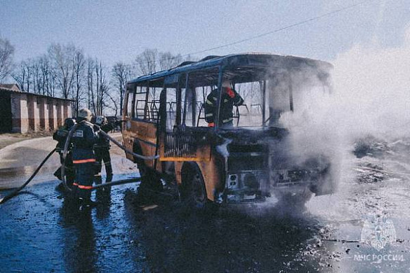  В Ивановской области сгорел школьный автобус 