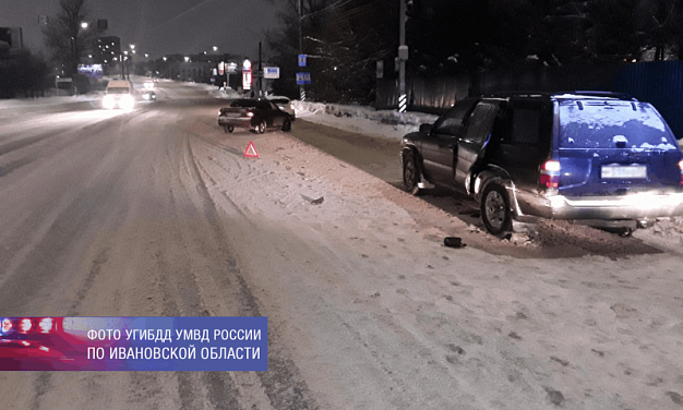 4 человека попали в медучреждения в результате аварий за прошедшие сутки