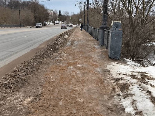 Администрация Иванова сообщает, где тротуары посыпаны песком 