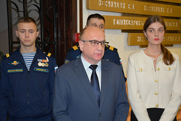 В ивановской школе открыли мемориальную доску герою СВО Сергею Блинову