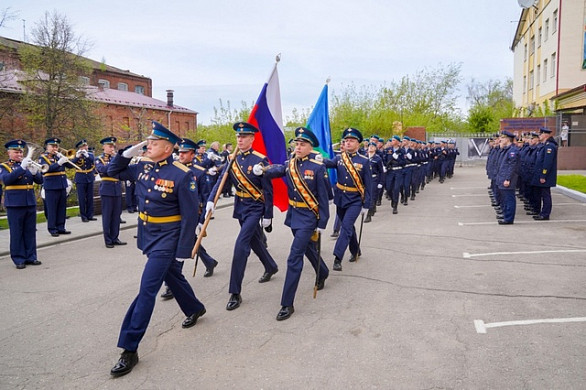 98-я гвардейская воздушно-десантная дивизия отмечает день образования