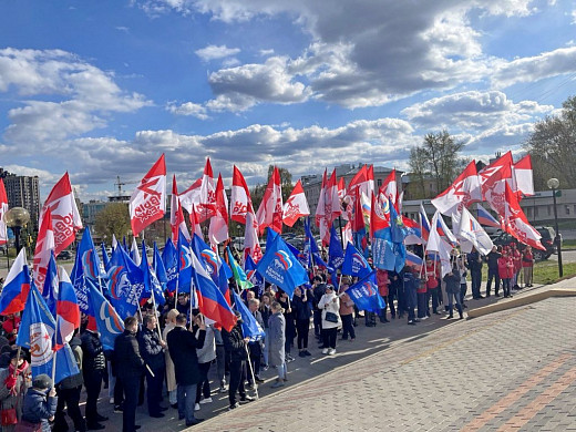 Часть ивановцев вышла на акцию «Zа Россию!» в поддержку Путина и российских военнослужащих