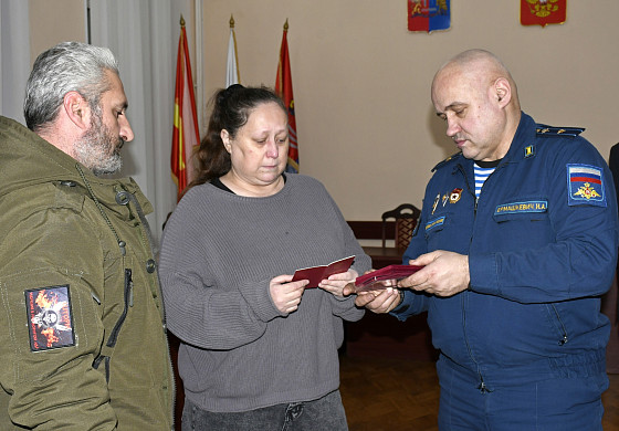  В Шуе вручили ордена Мужества семьям погибших на СВО героев 