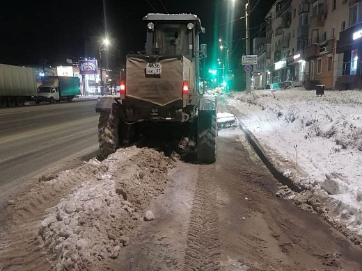  С ивановских улиц за ночь вывезли около 2,5 тысяч кубометров снега 