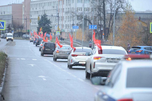  Годовщину Великого Октября в Иванове отметили акцией и автопробегом 