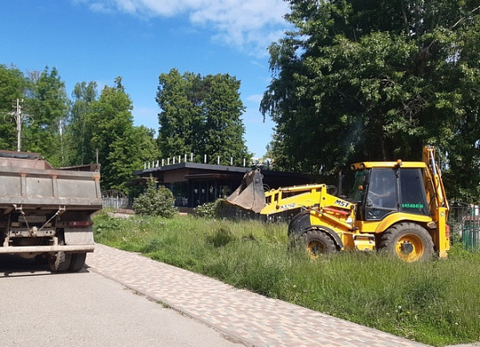  В ивановском парке имени Степанова начали благоустраивать партерную часть 