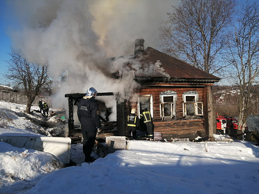 Один погиб, второй почти сгорел заживо: жуткие подробности пожара в Кинешме