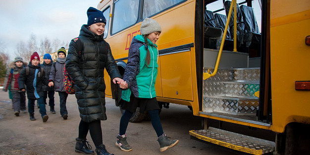В Ивановскую область поступили 33 новых школьных автобуса