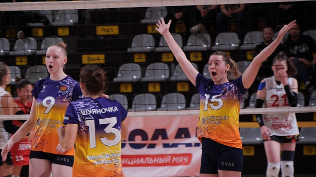 «Шуяночка» начала сезон с трёх побед