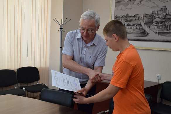  В Иванове наградили школьников, спасших тонущего сверстника 
