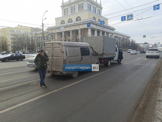 В Иванове одна «ГАЗель» врезалась в другую