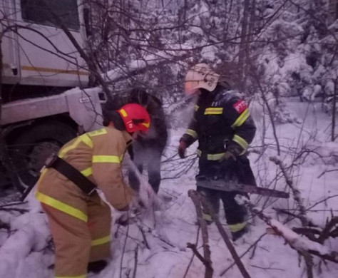  В Ивановской области погибших в утренней аварии водителей пришлось извлекать специнструментом 