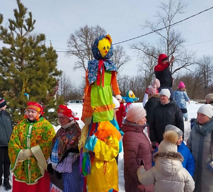  В Иванове начали праздновать Масленицу 