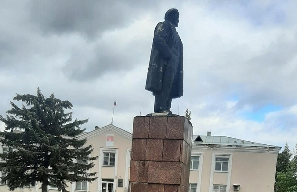 В Юрьевце демонтировали памятник Ленину