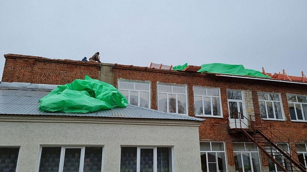 В Лежневском районе сельская школа ждала капремонта два года