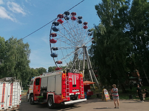 «Страх детства»: из-за отключения света в Ивановской области остановилось колесо обозрения